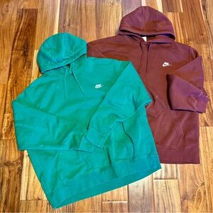 Nike Men's Green and Maroon Hoodies